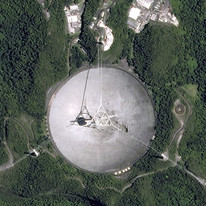 arecibo radiotelescope  - Pléiadesstaellite图像